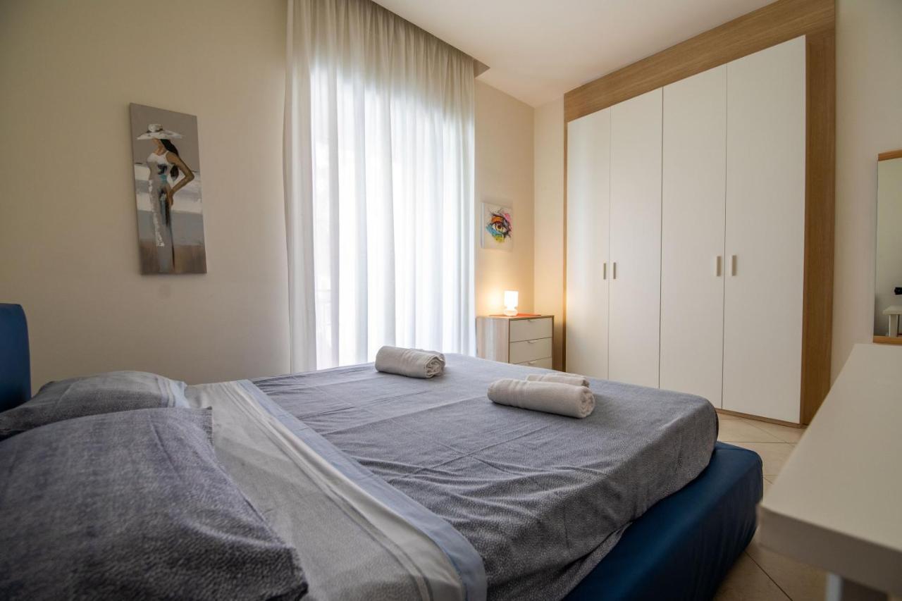 Appartamenti Le Gemme Neapel Exteriör bild