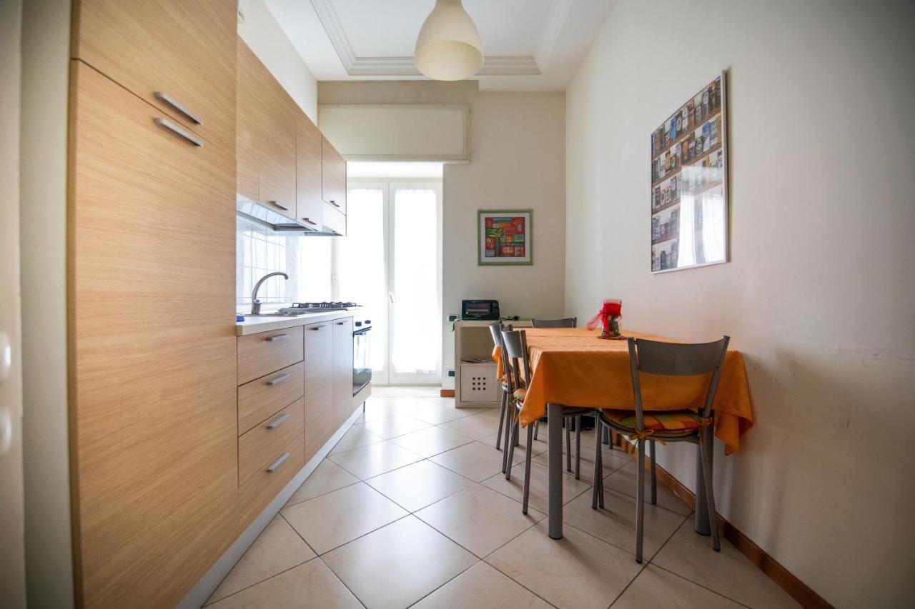 Appartamenti Le Gemme Neapel Exteriör bild
